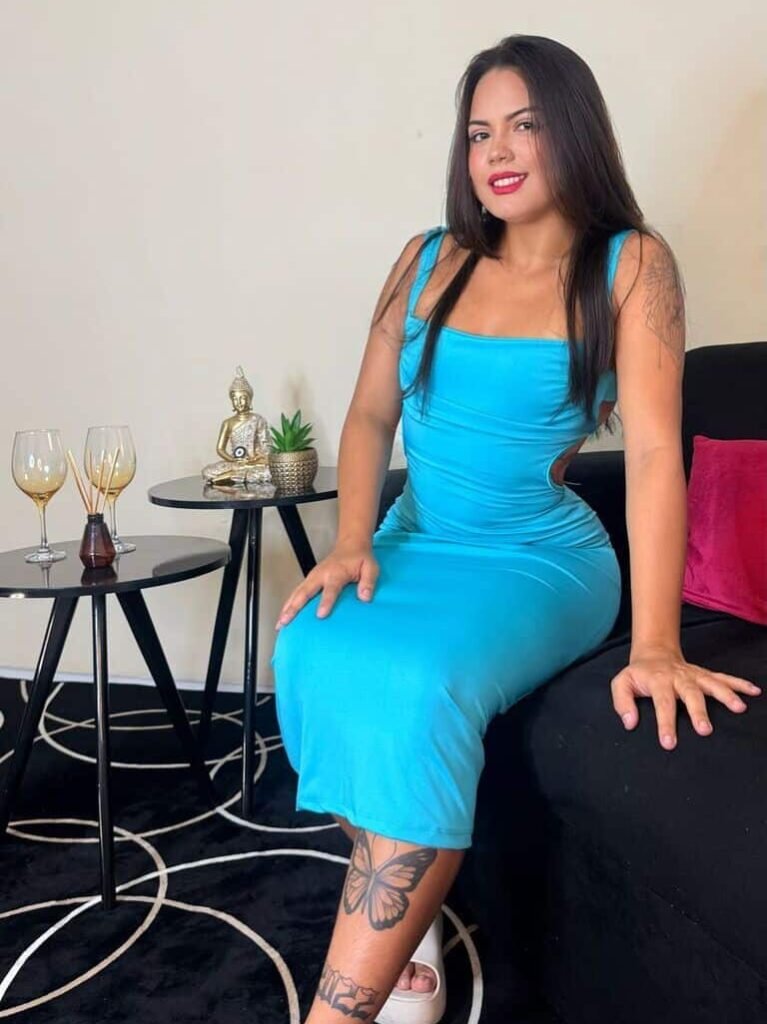 Tayna-Massagem 2
